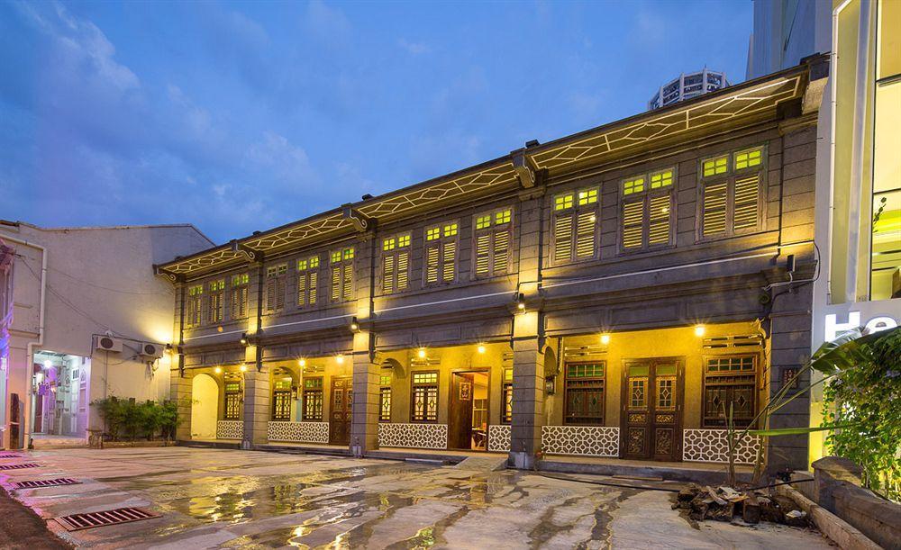 The Sovereign George Town Exterior foto